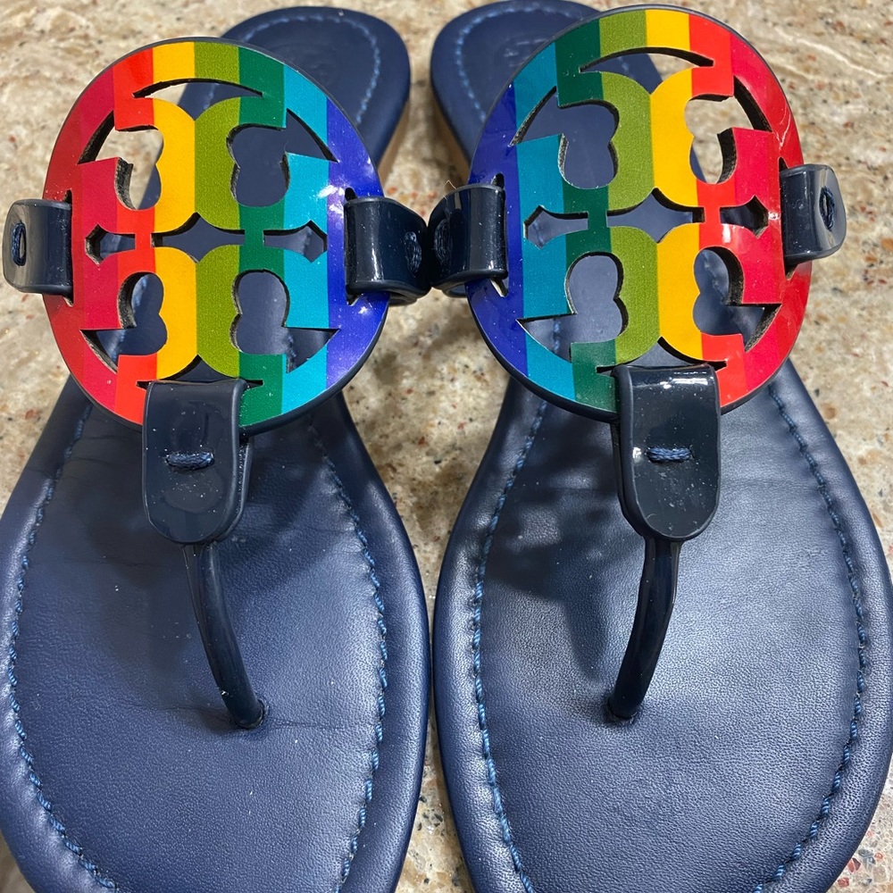 EUC 7.5 Tory Burch